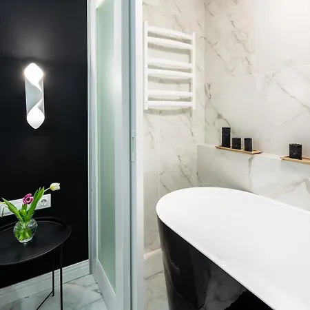 アパート Bv Art Deco リヴィウ