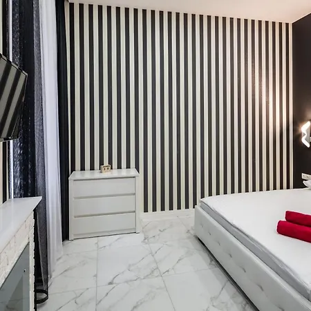 Bv Art Deco リヴィウ