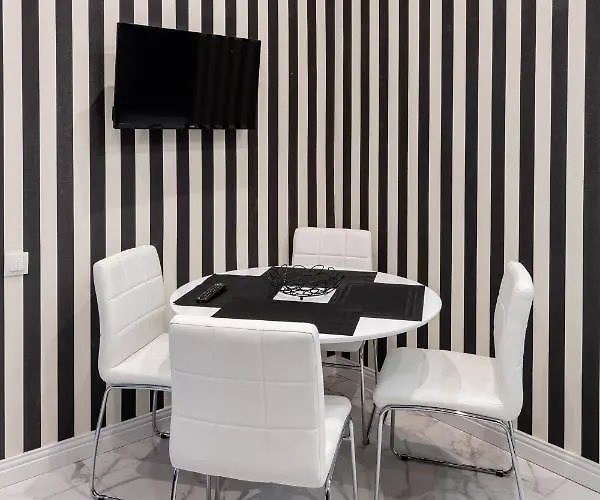 Bv Art Deco * Leópolis